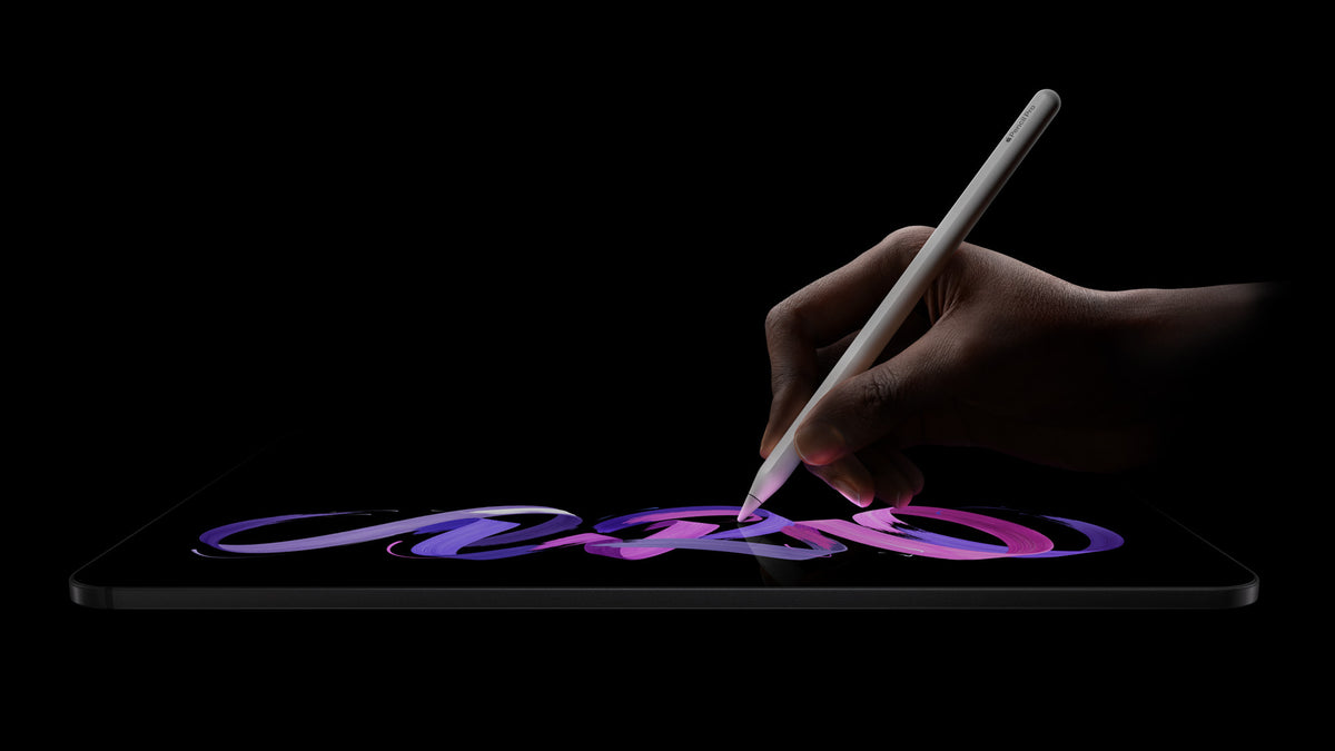Apple Pencil Pro desenhando no iPad Pro (M5)