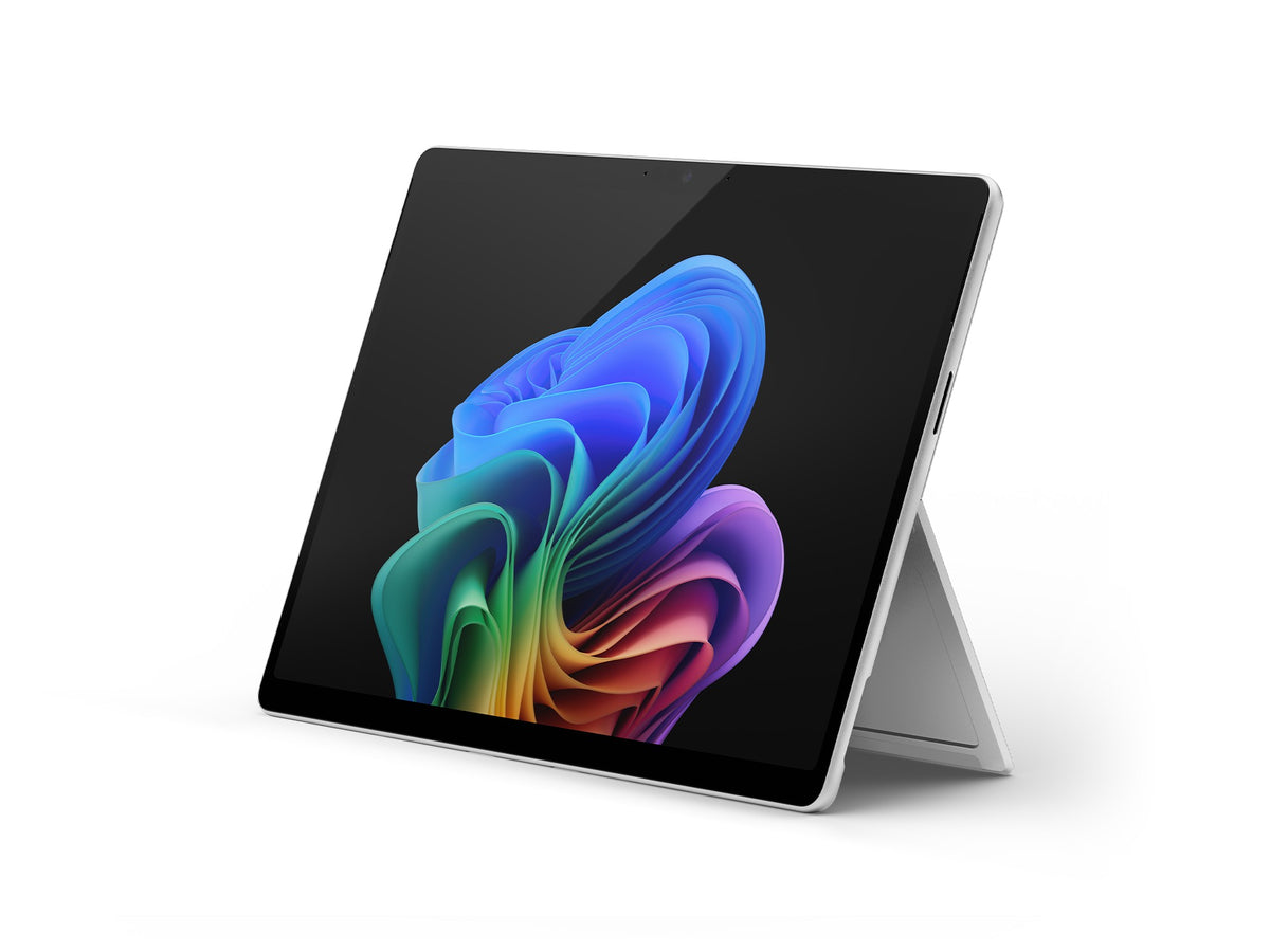 Surface Pro 11ª edição Platina, vista em ângulo