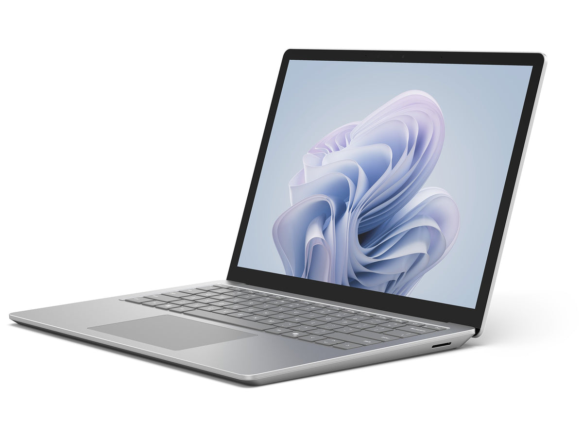 Surface Laptop 6 for Business 13,5" Platina, vista em ângulo